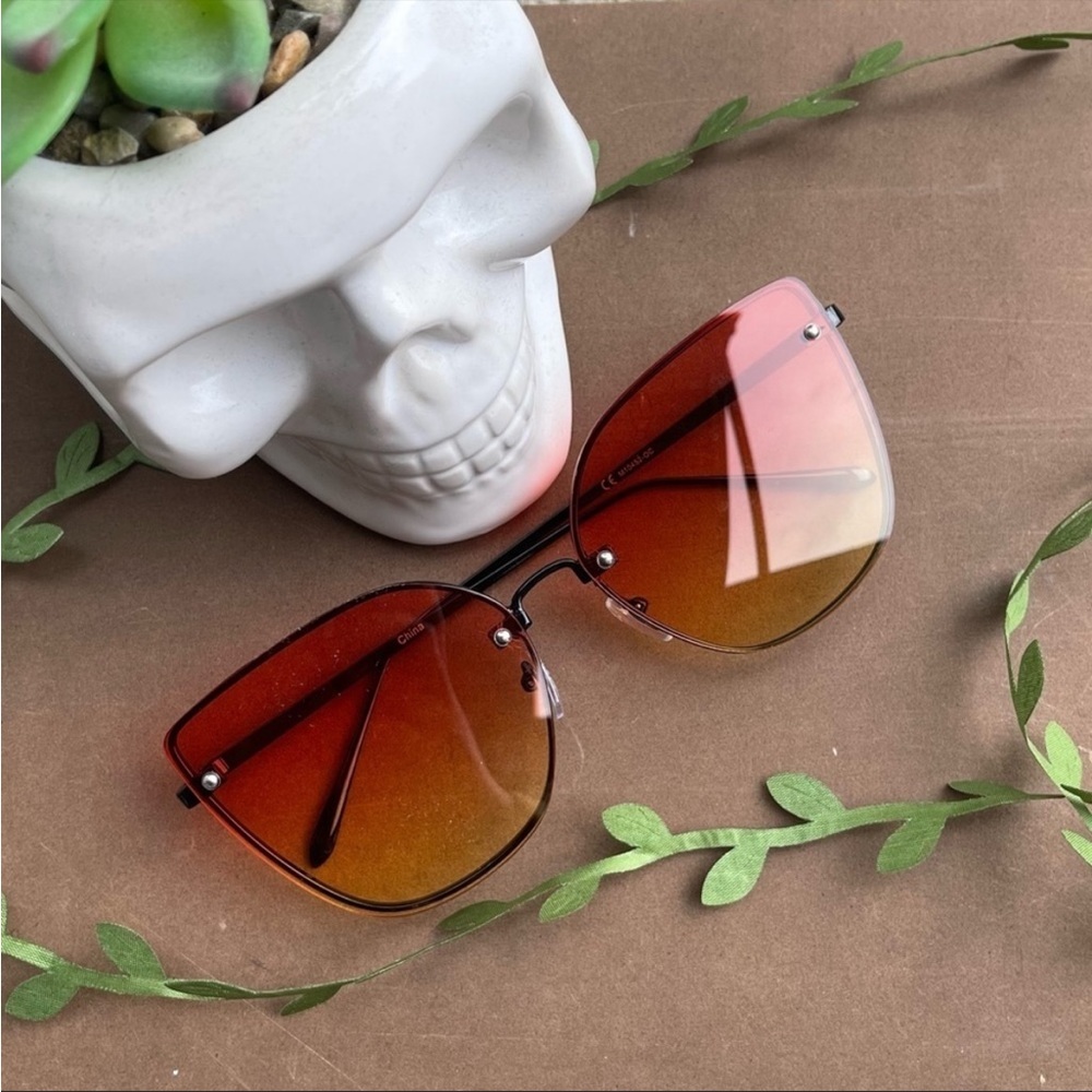 Rimless Gradient Oceanic Color Cat Eye Sunglasses